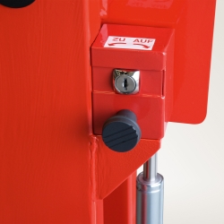 COMPACT Systemschranke mit Gasdruckfeder (3): Zum Vergr&ouml;&szlig;ern bitte anklicken