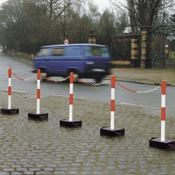 Kettenständer für außen und innen